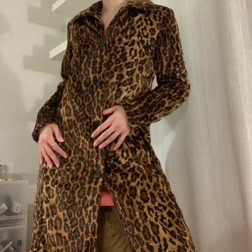Leopard Print Women's Coat - Picture 4 of 4